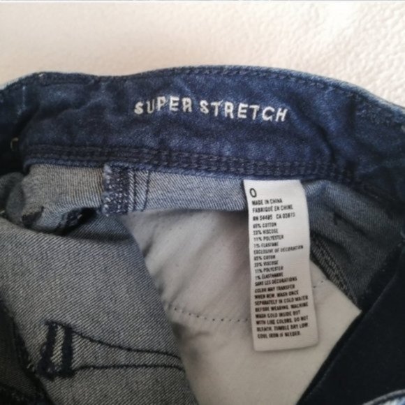 American Eagle Distressed High Waisted Blue Denim Shorts - Picture 4 of 7